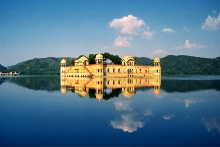 Jaipur - Jalmahal India Wellness tour with J&H travel & tours escorted luxury travel